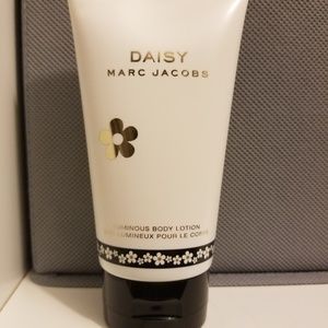 Daisy Marc Jacobs Body Lotion